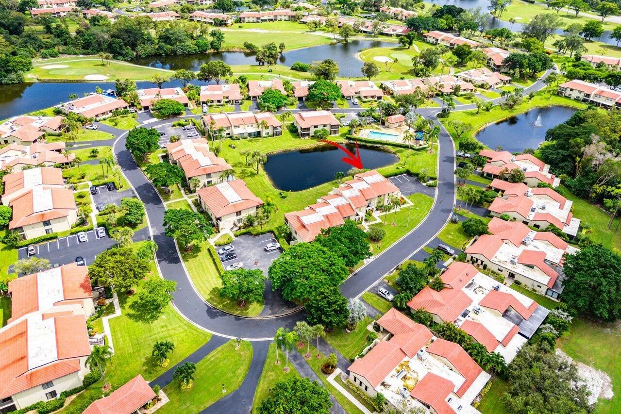 8566 Casa Del Lago, #47 F