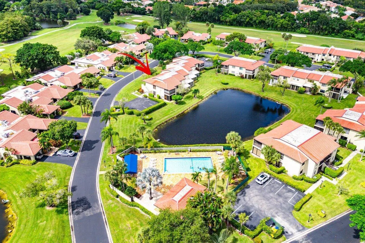 8566 Casa Del Lago, #47 F