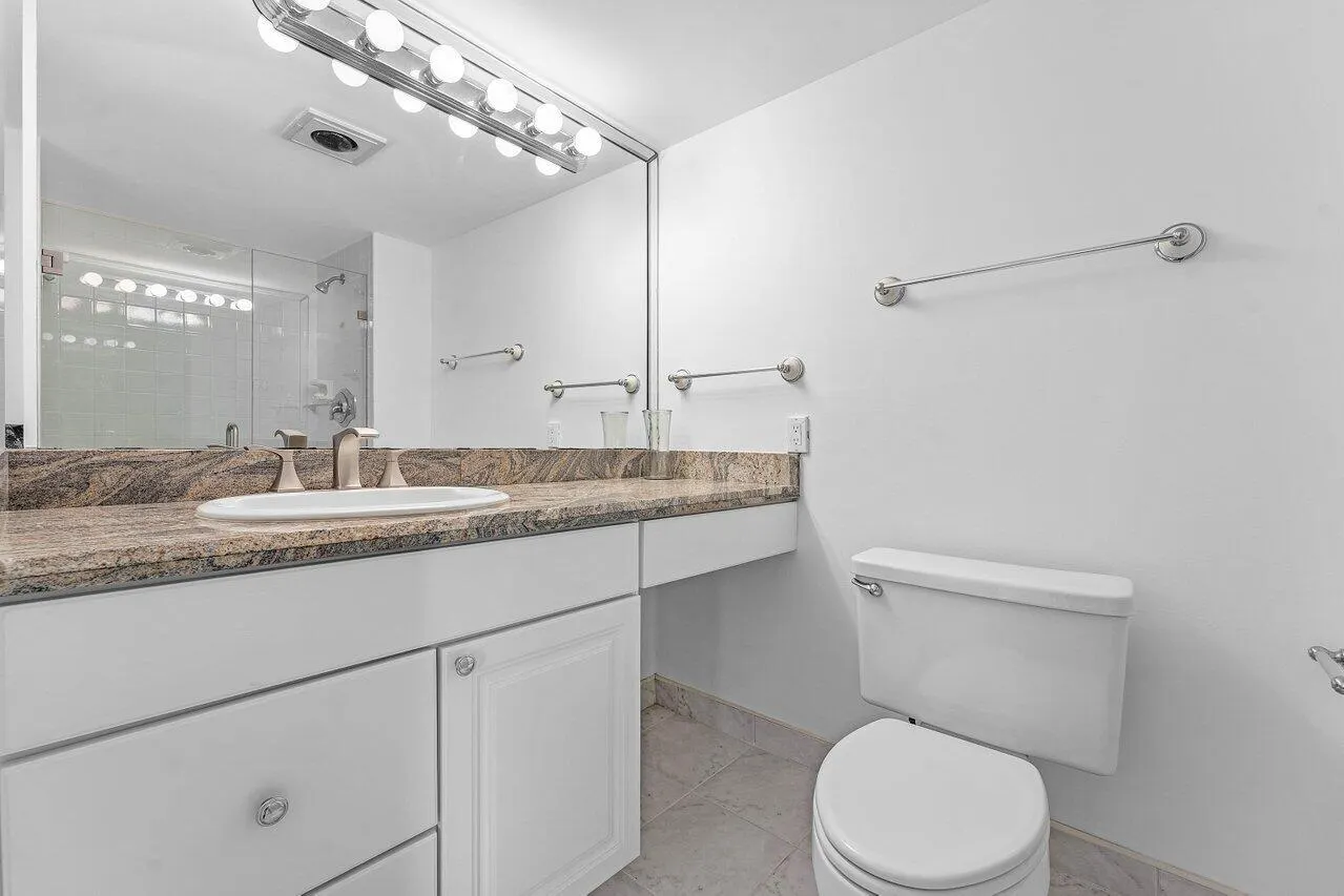 8566 Casa Del Lago, #47 F
