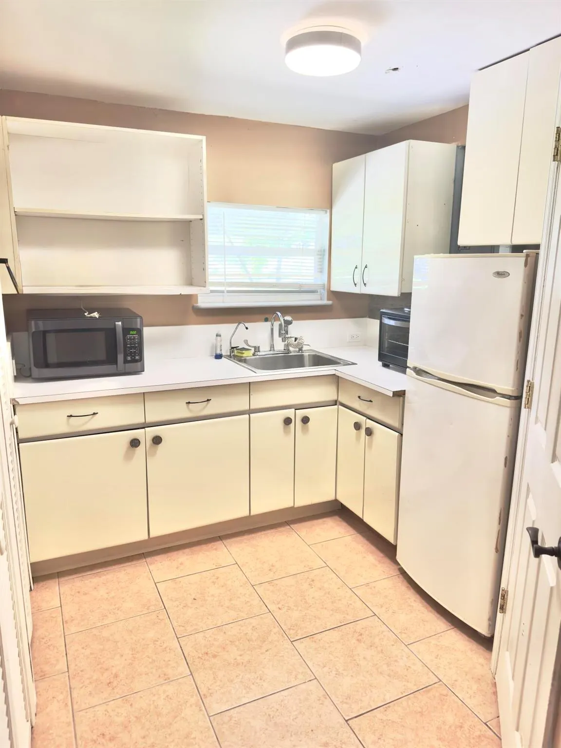 5312 Bowling Green Drive