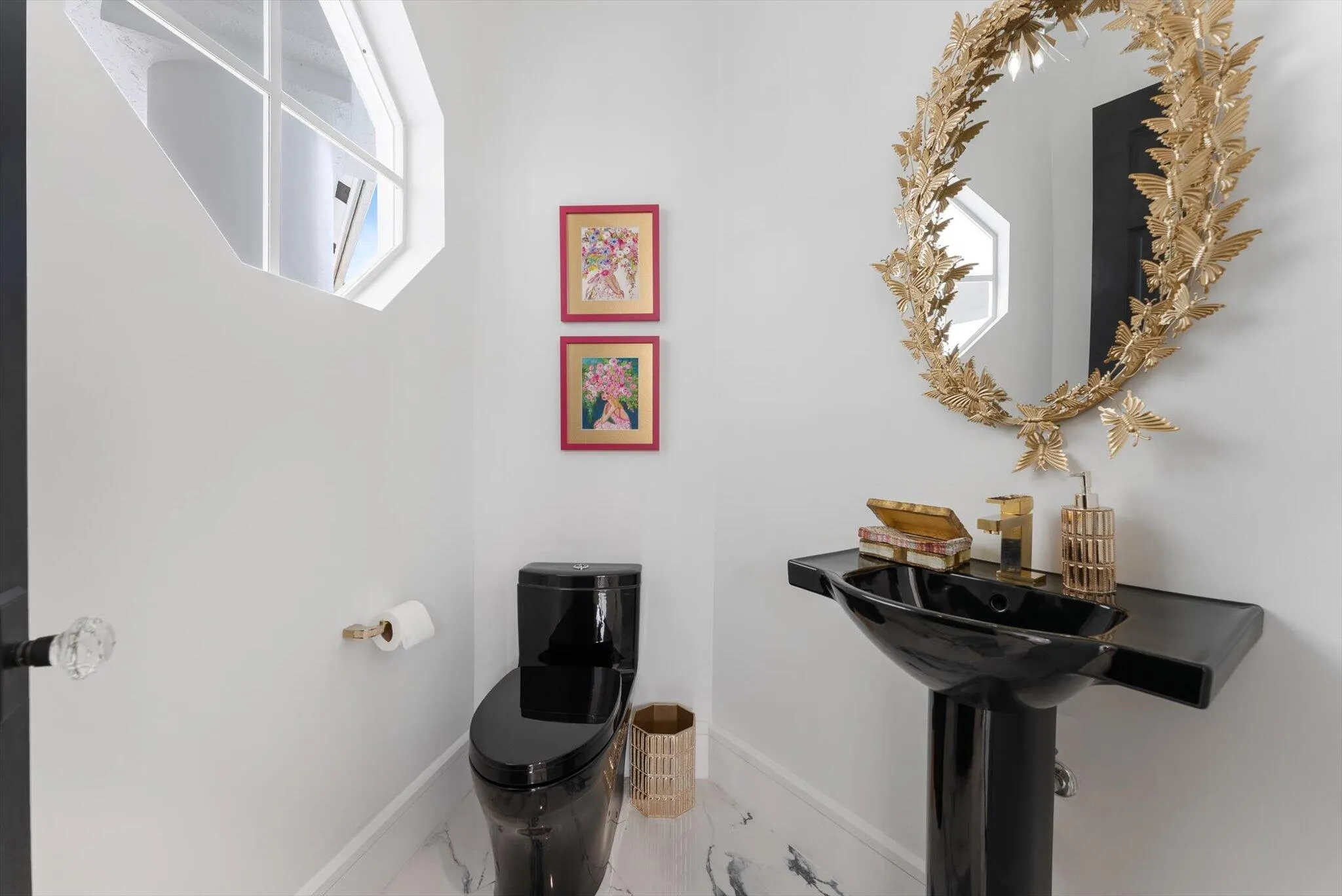 7614 La Corniche Circle