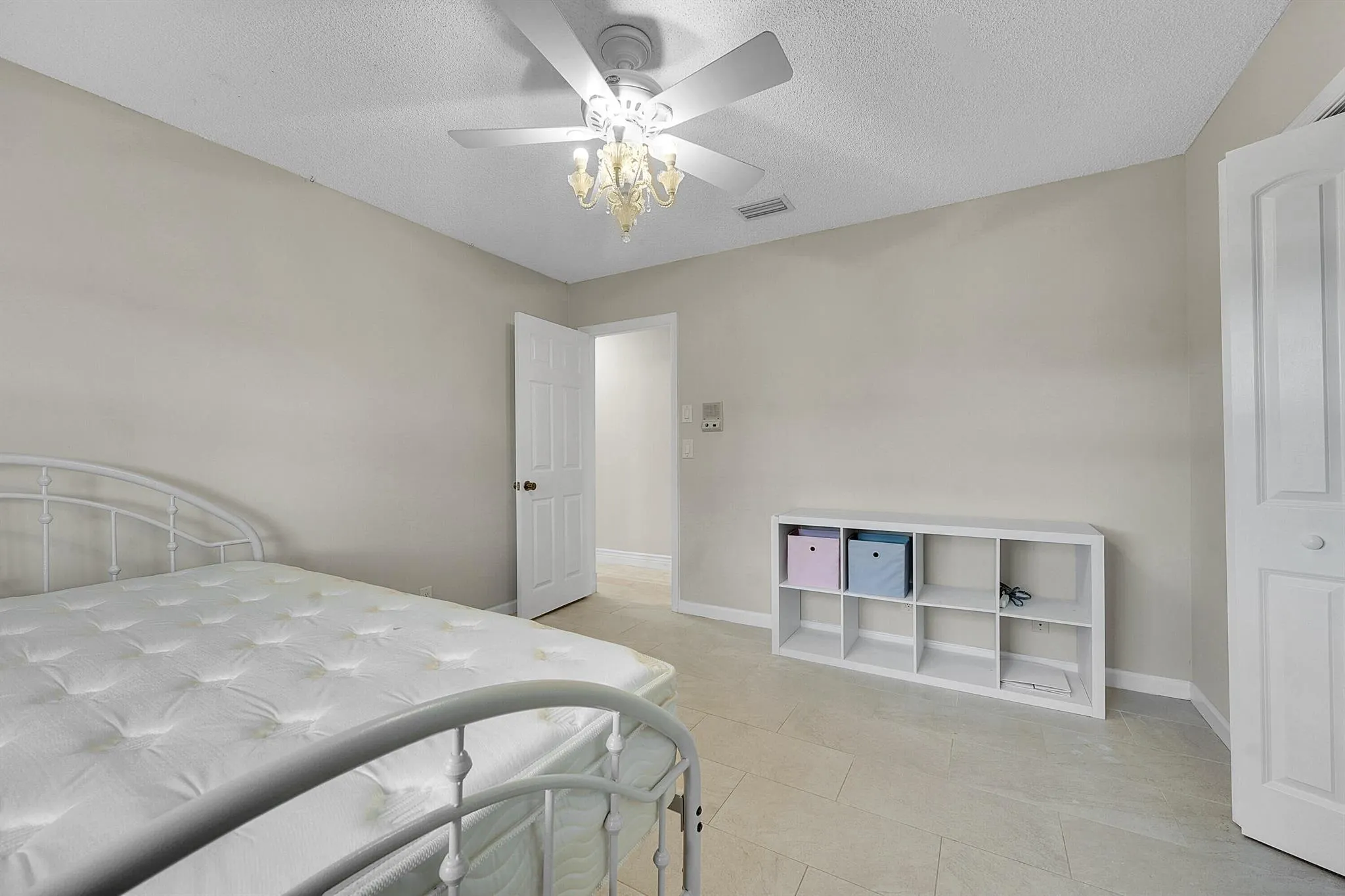 614 Azure Avenue