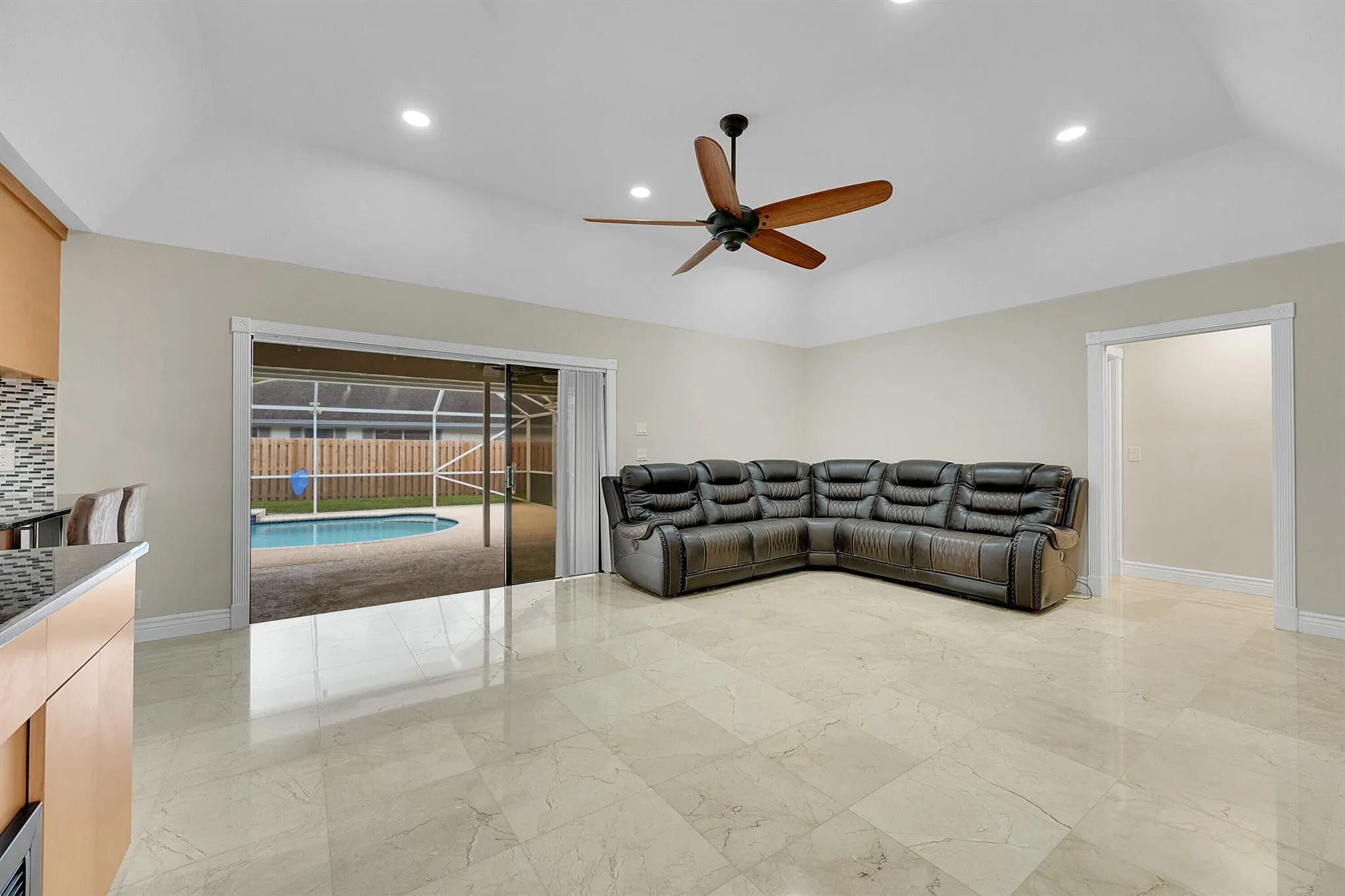 614 Azure Avenue