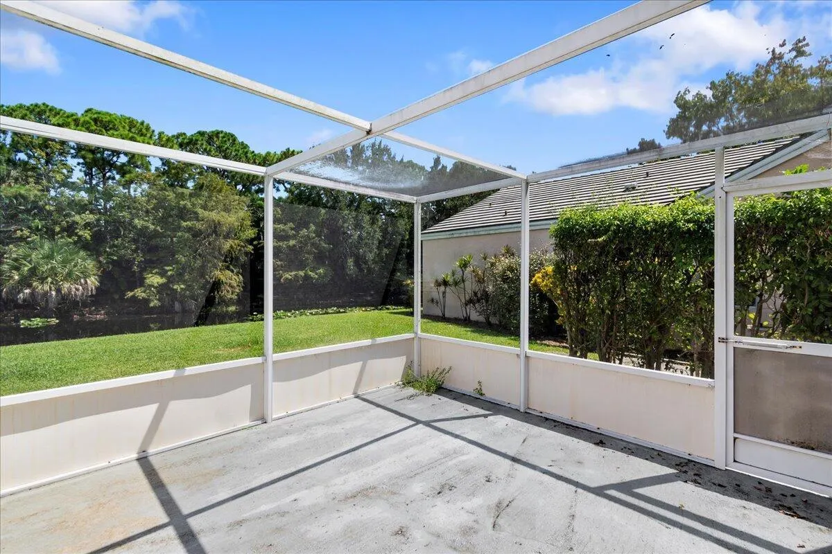 1007 Island Manor Drive