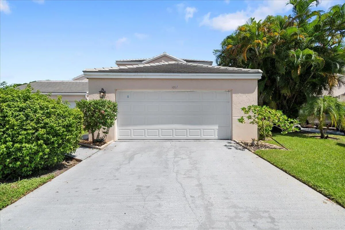 1007 Island Manor Drive