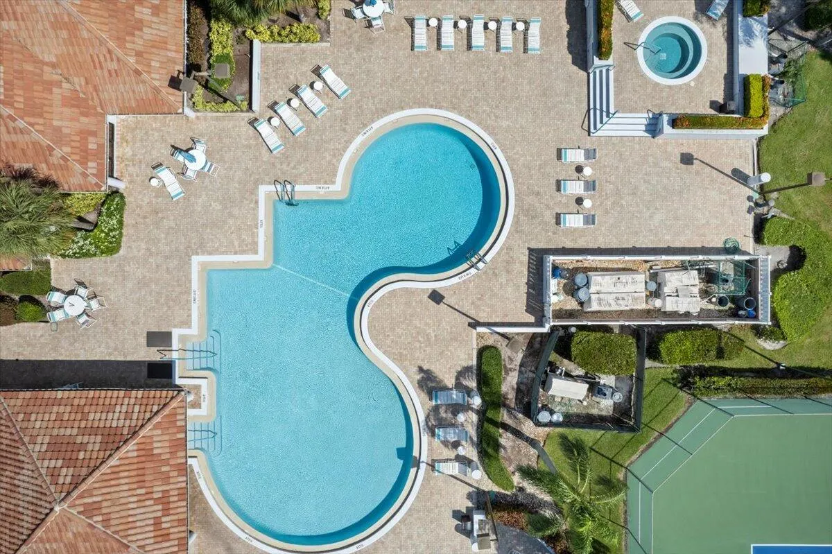 1007 Island Manor Drive