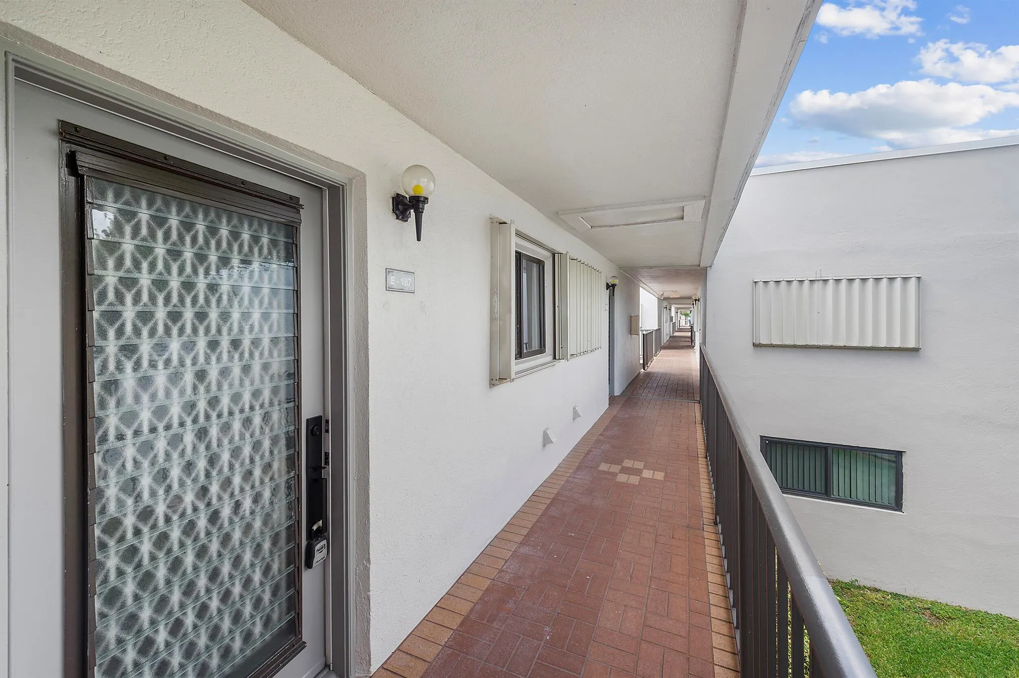15450 Pembridge Avenue, #187