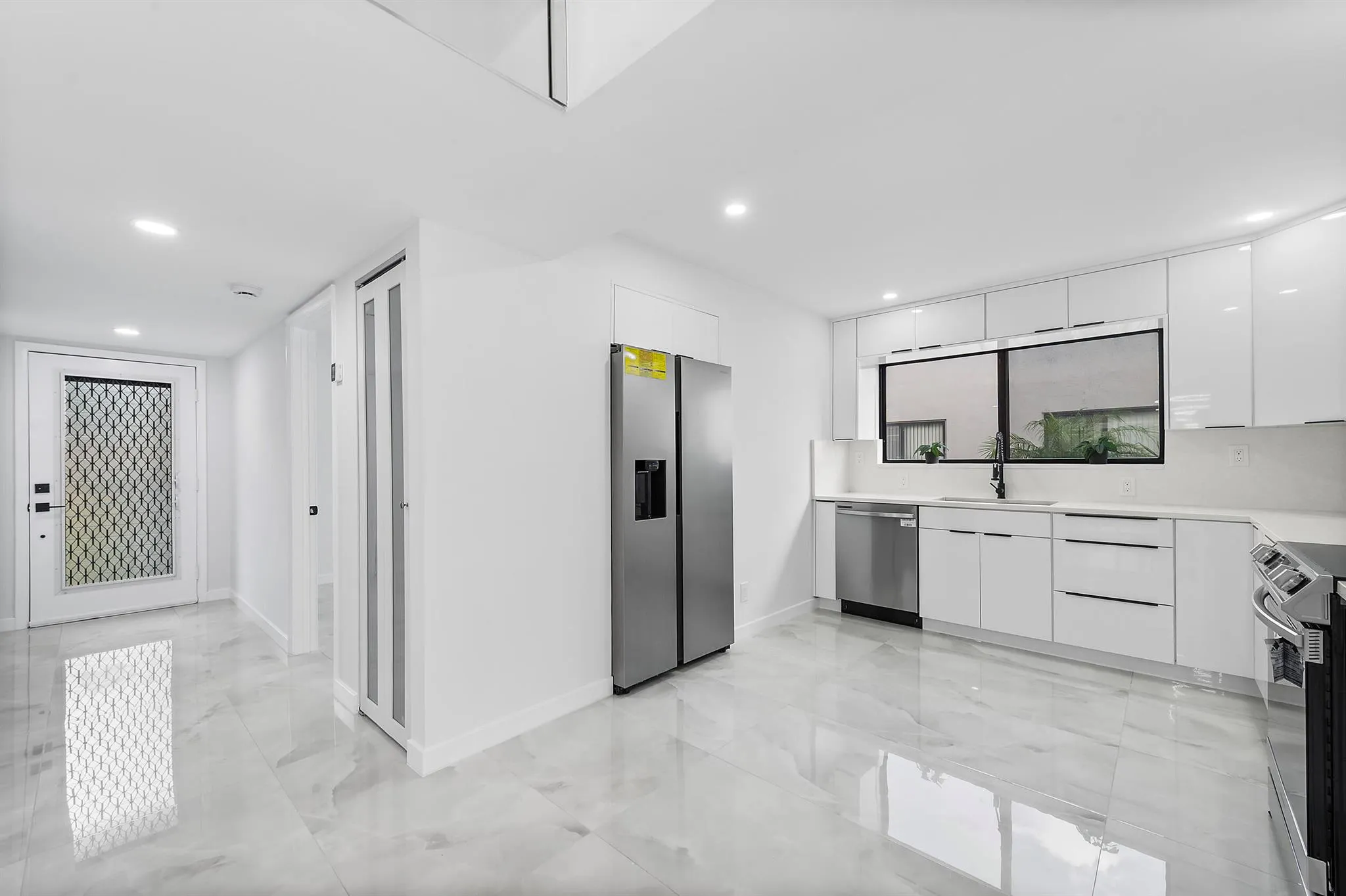 15450 Pembridge Avenue, #187