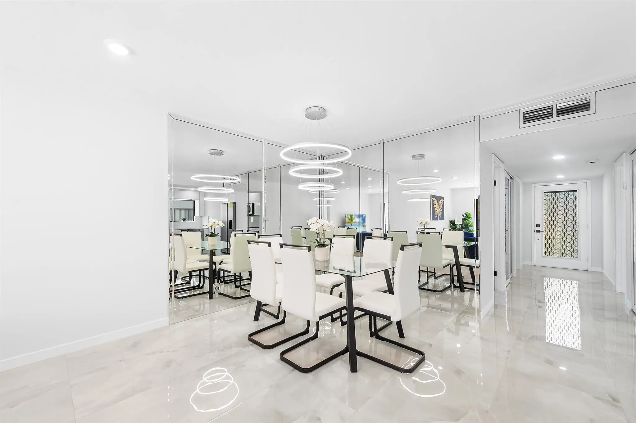 15450 Pembridge Avenue, #187