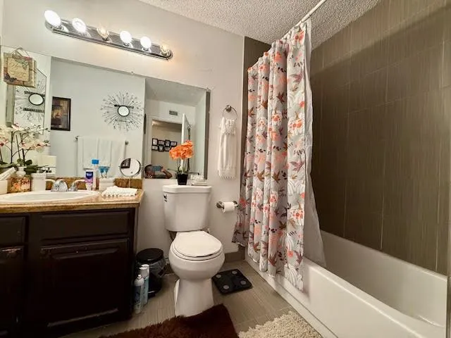741 Lyons Rd, #17201