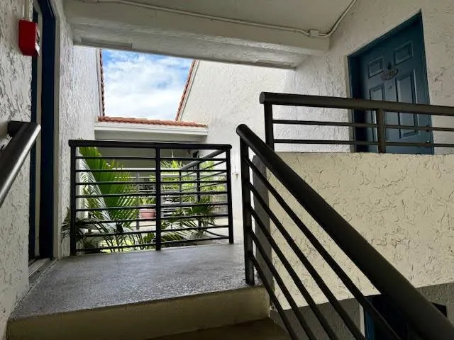 741 Lyons Rd, #17201