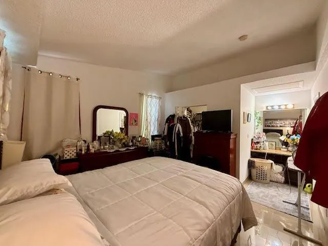 741 Lyons Rd, #17201