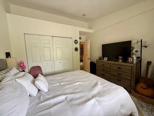 741 Lyons Rd, #17201