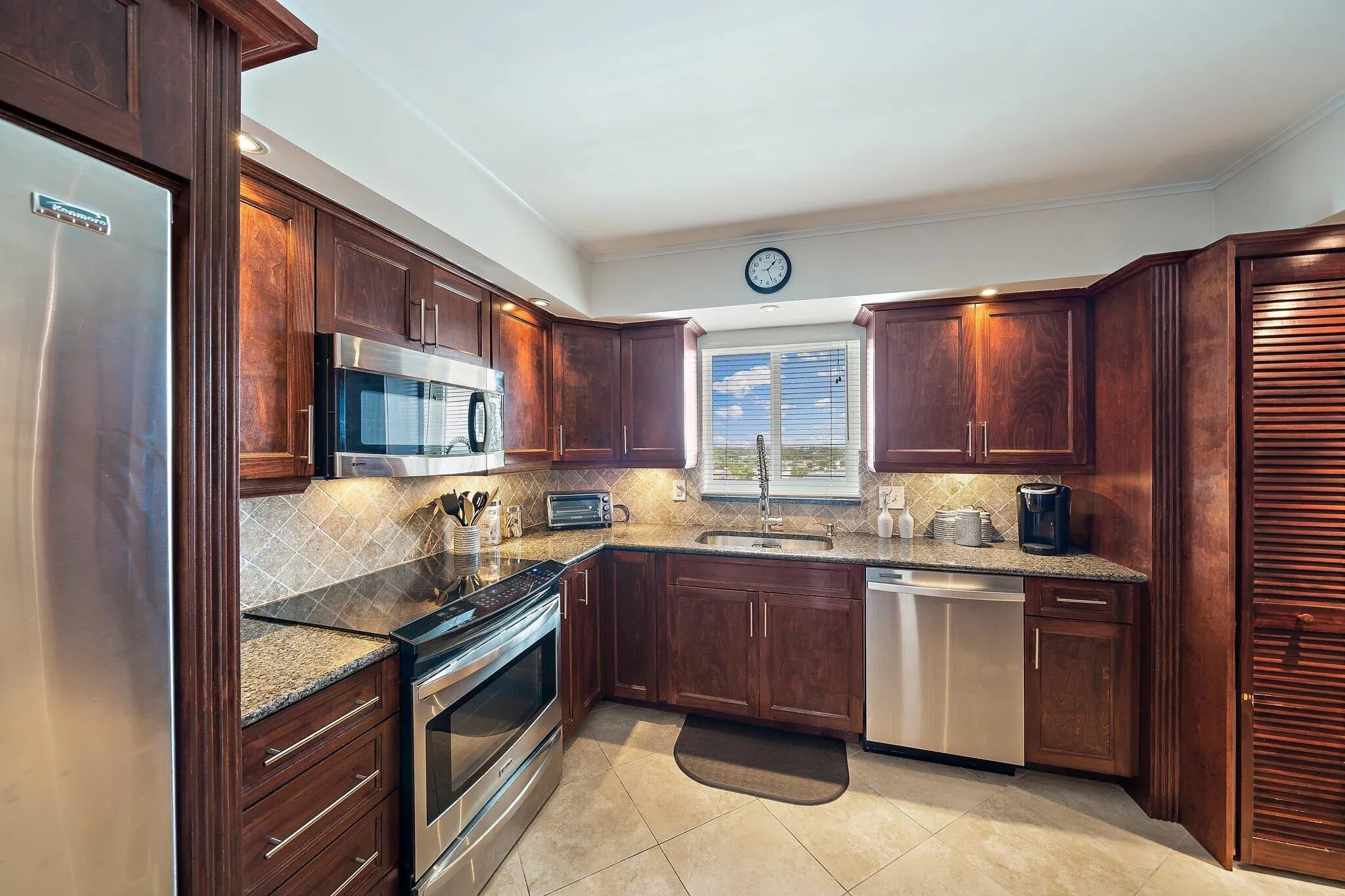 301 Lake Shore Drive, #802