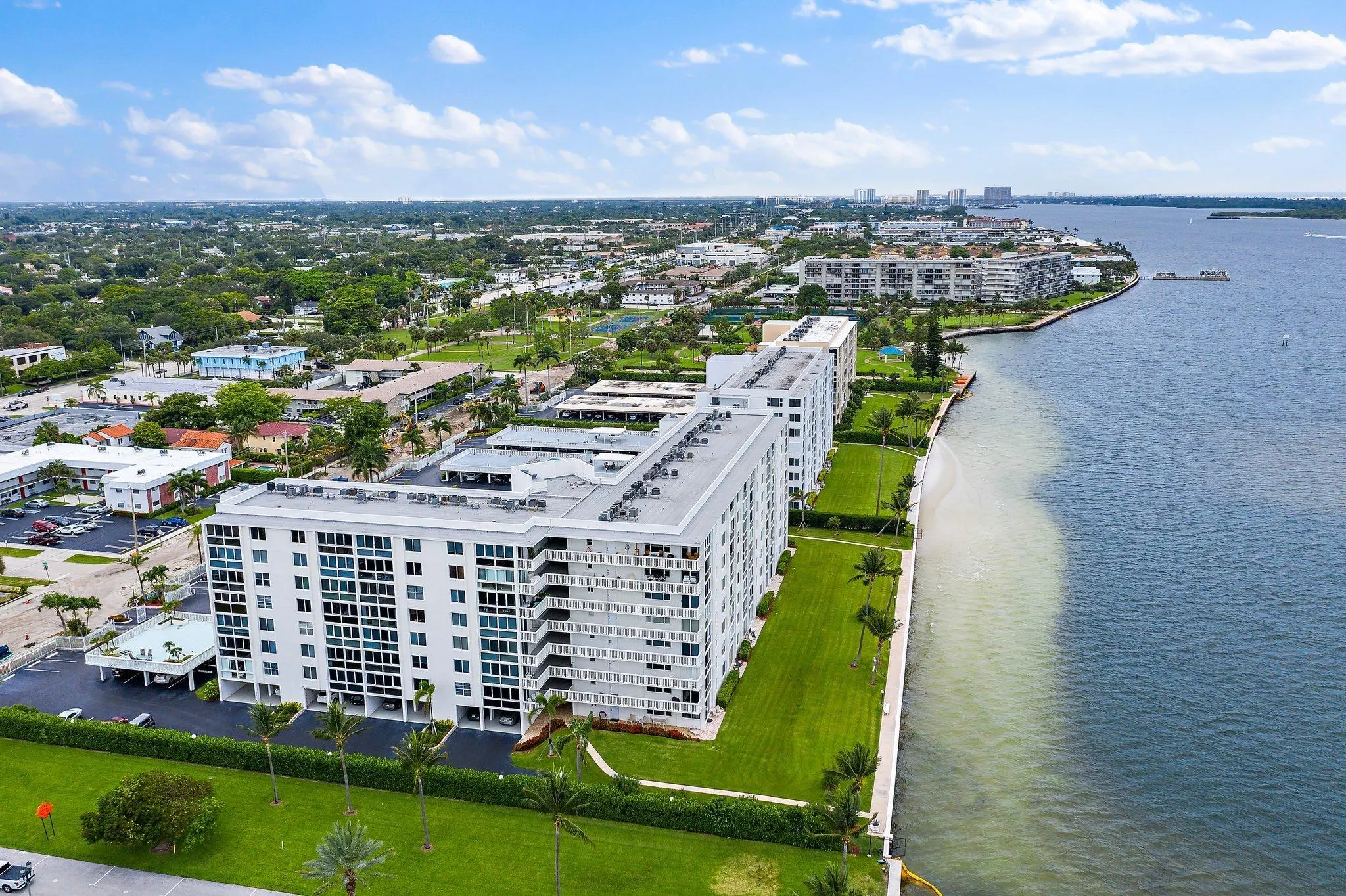 301 Lake Shore Drive, #802