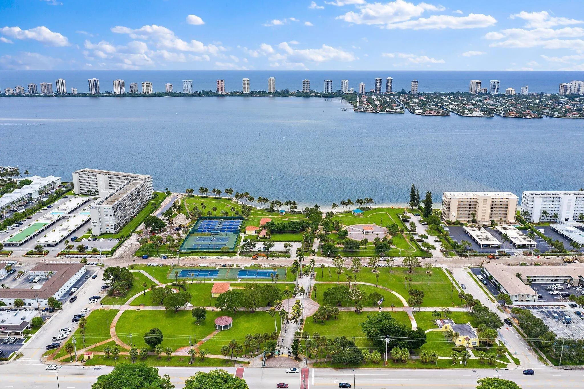 301 Lake Shore Drive, #802