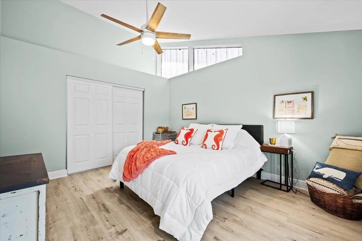 5943 Golden Eagle Circle