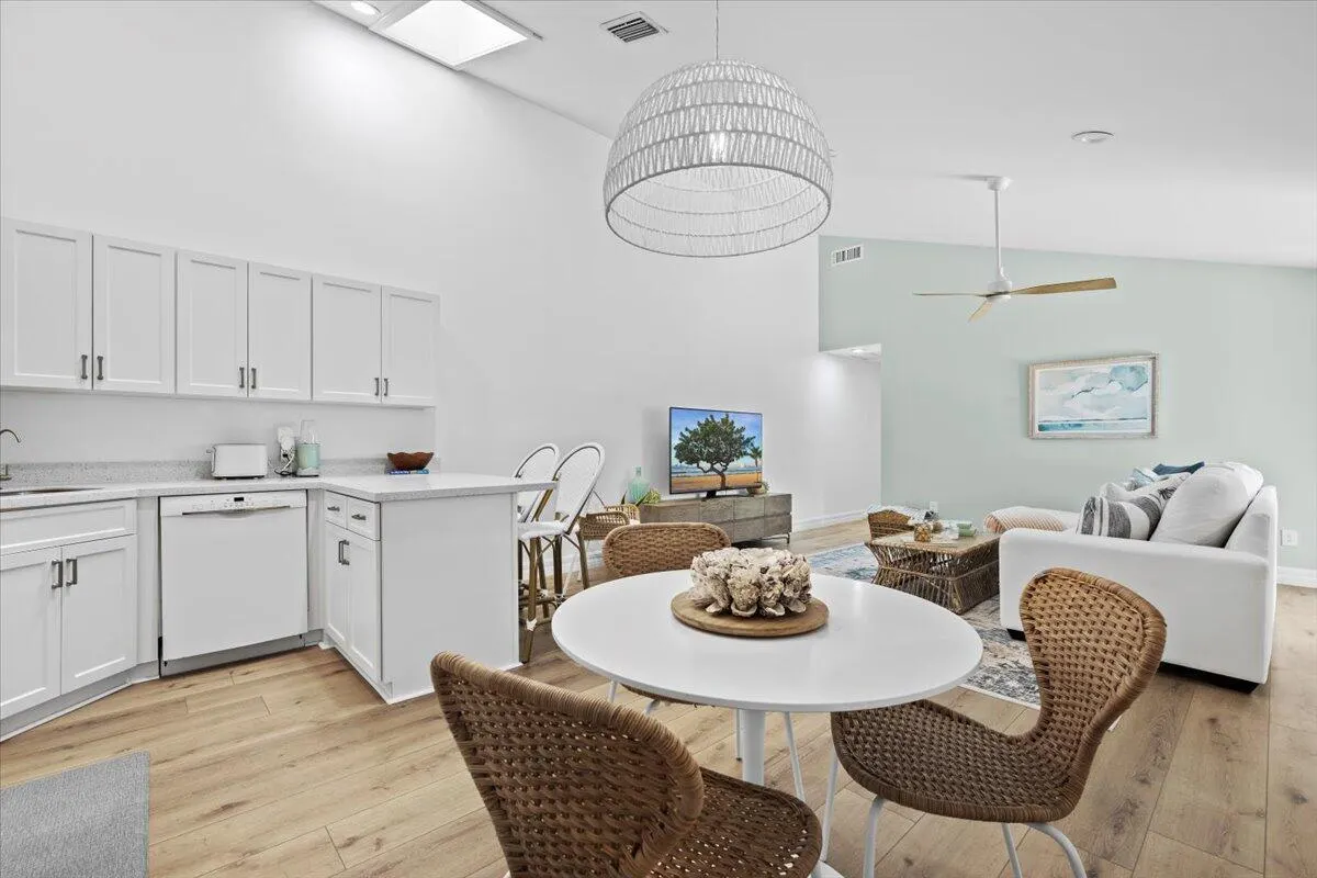 5943 Golden Eagle Circle
