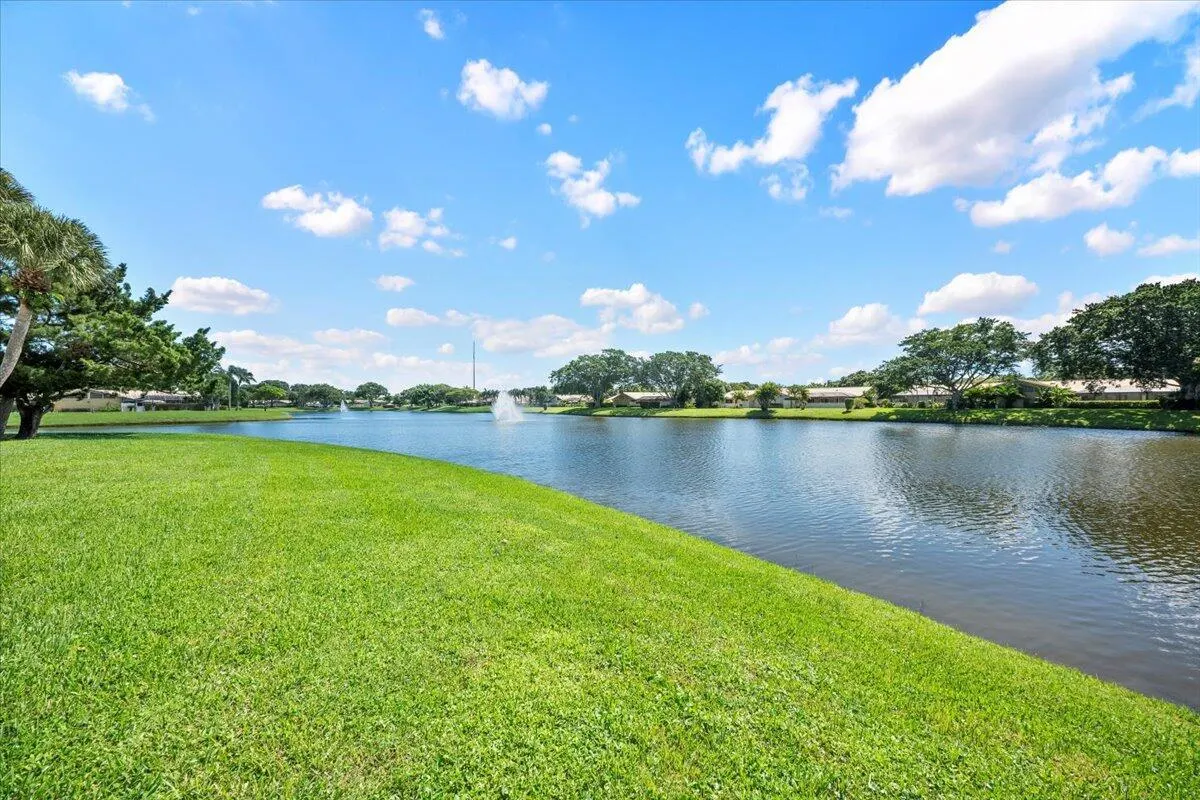 5943 Golden Eagle Circle