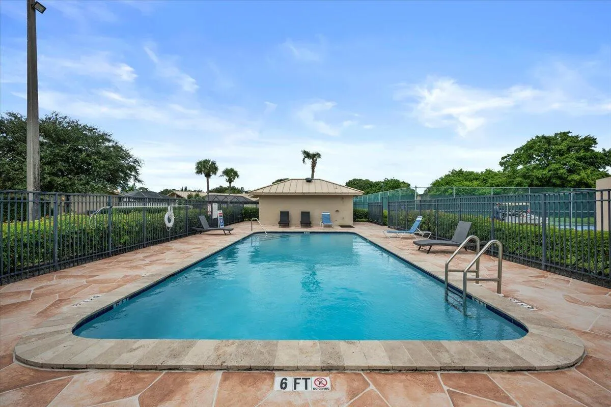 5943 Golden Eagle Circle