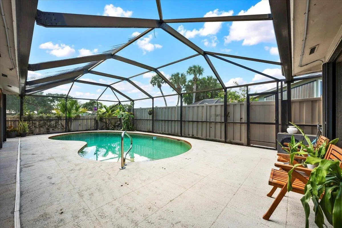 5943 Golden Eagle Circle