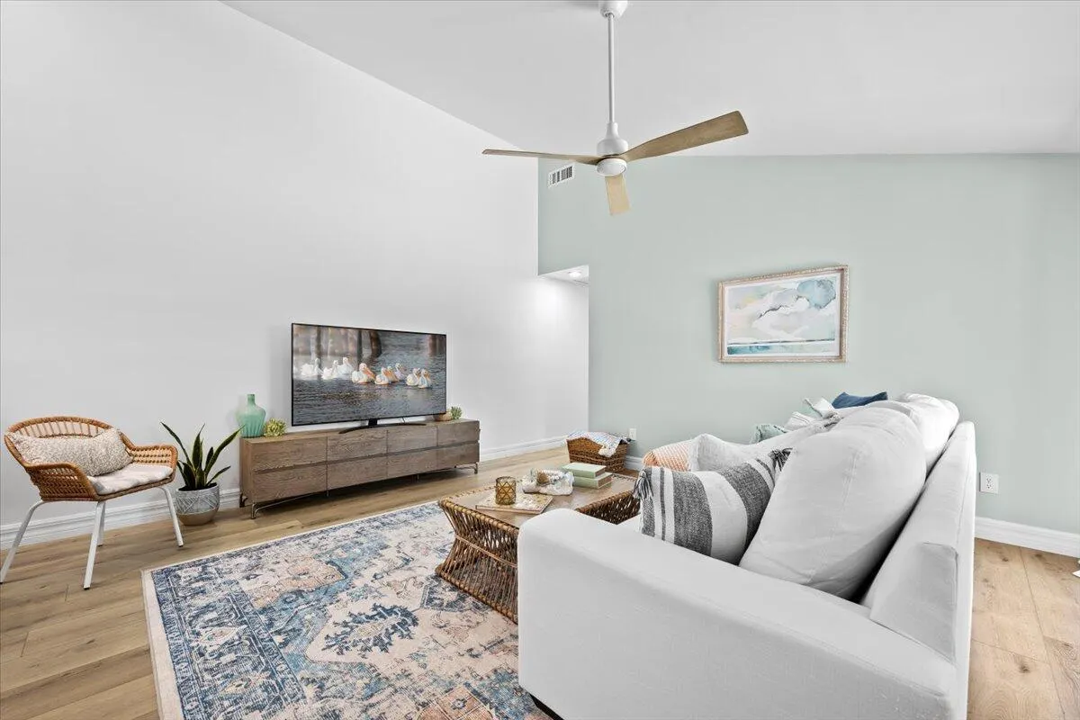 5943 Golden Eagle Circle
