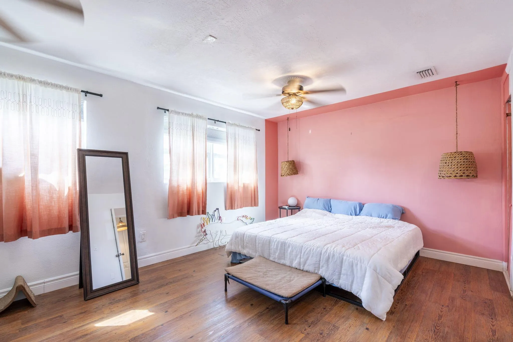 1820 Hillcrest Avenue