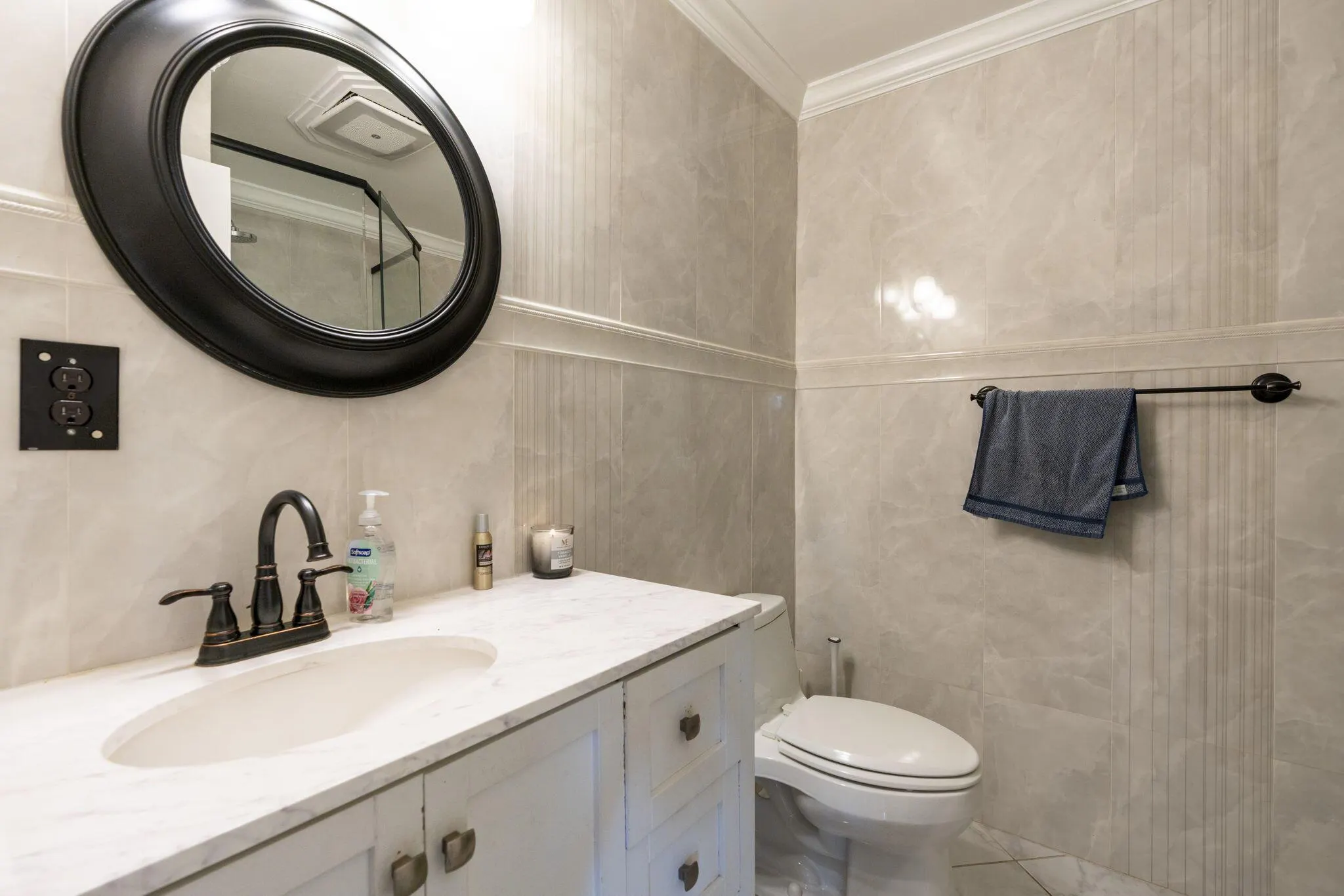 1820 Hillcrest Avenue