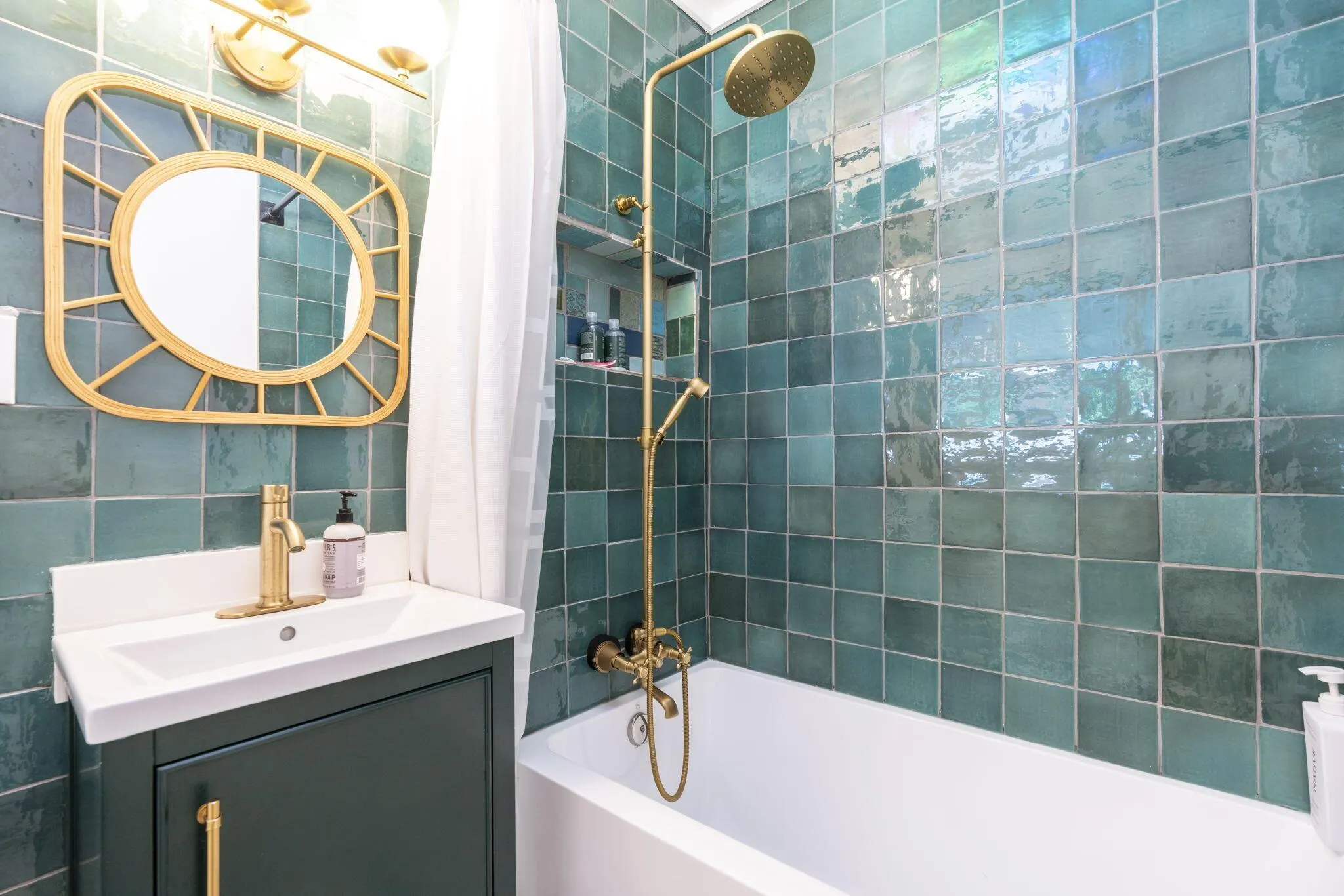 1820 Hillcrest Avenue