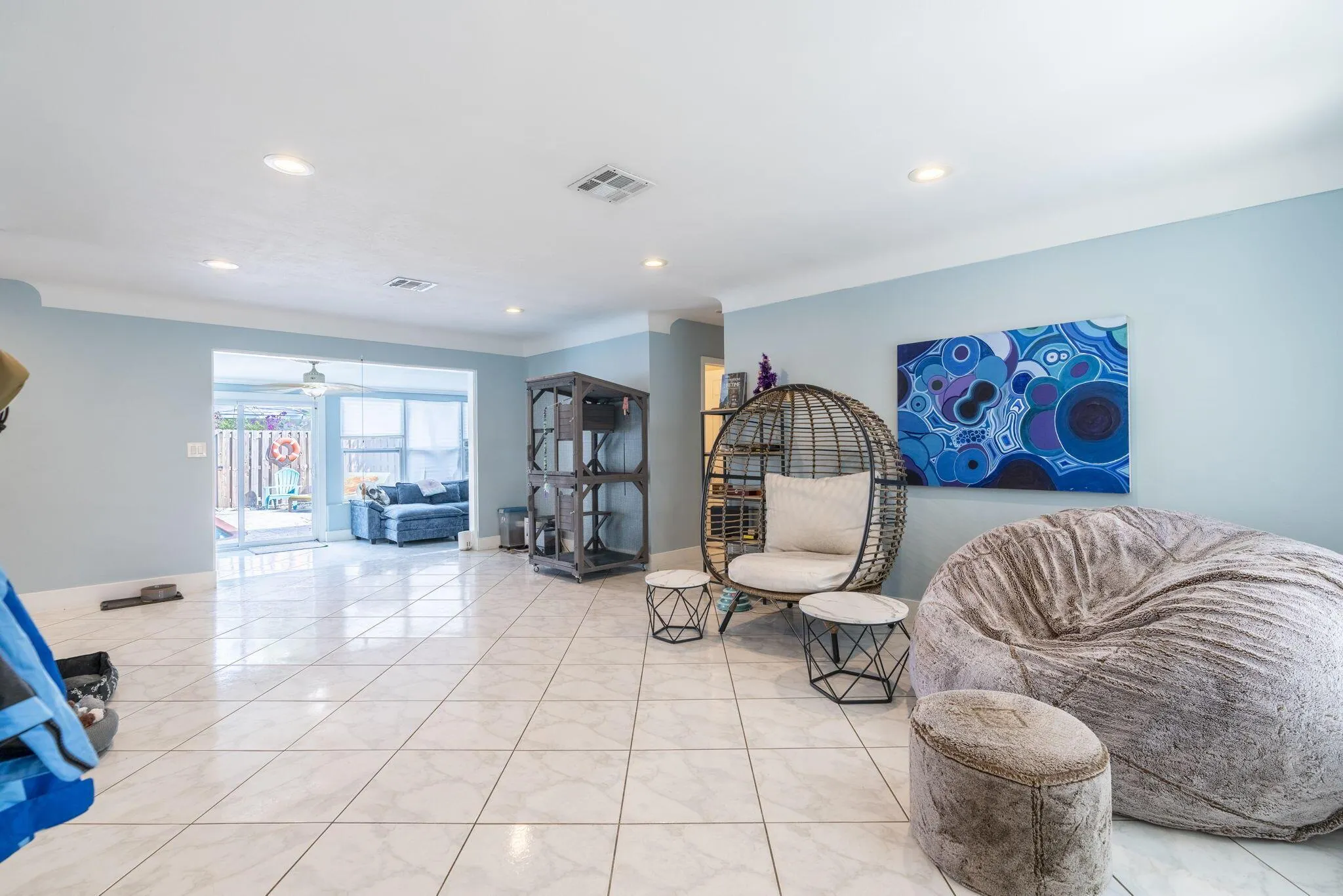 1820 Hillcrest Avenue