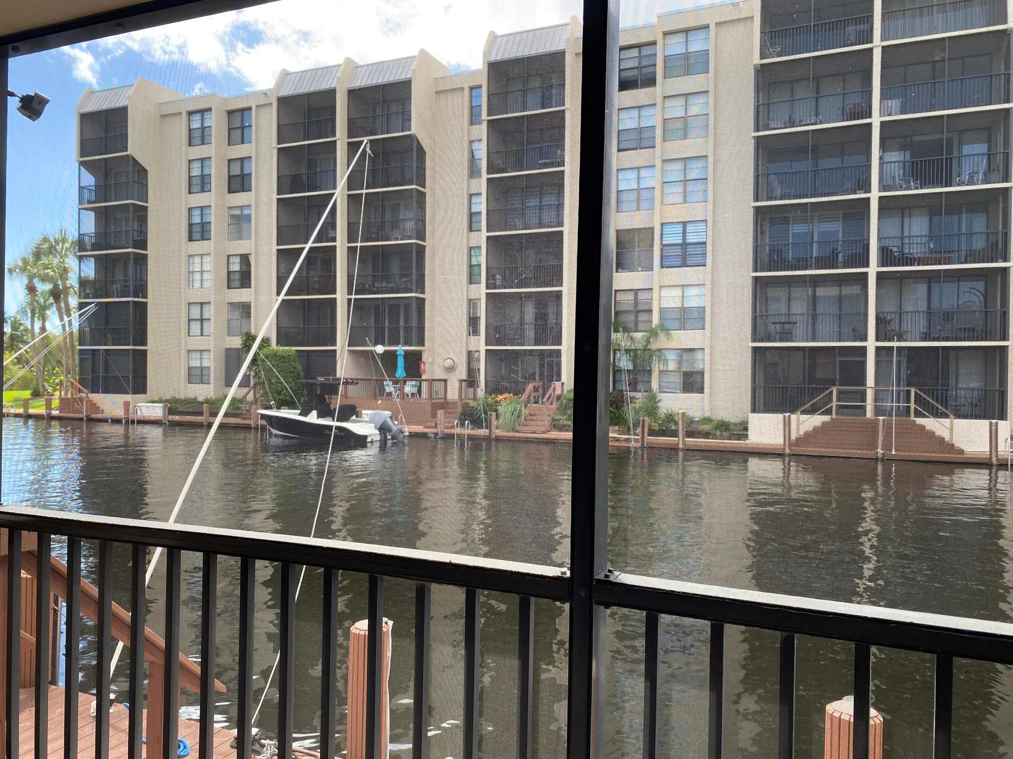 8 Royal Palm Way, #107