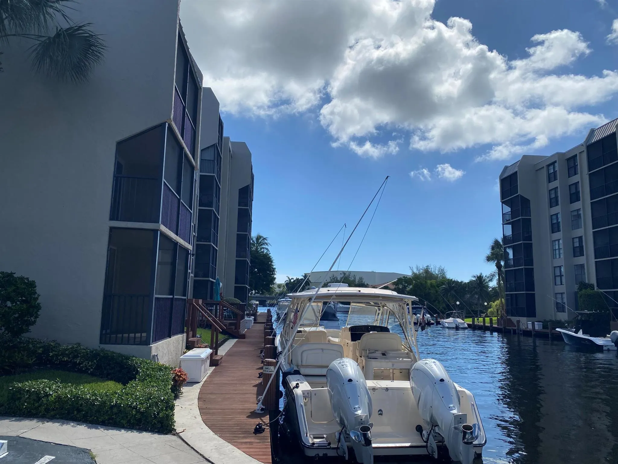 8 Royal Palm Way, #107