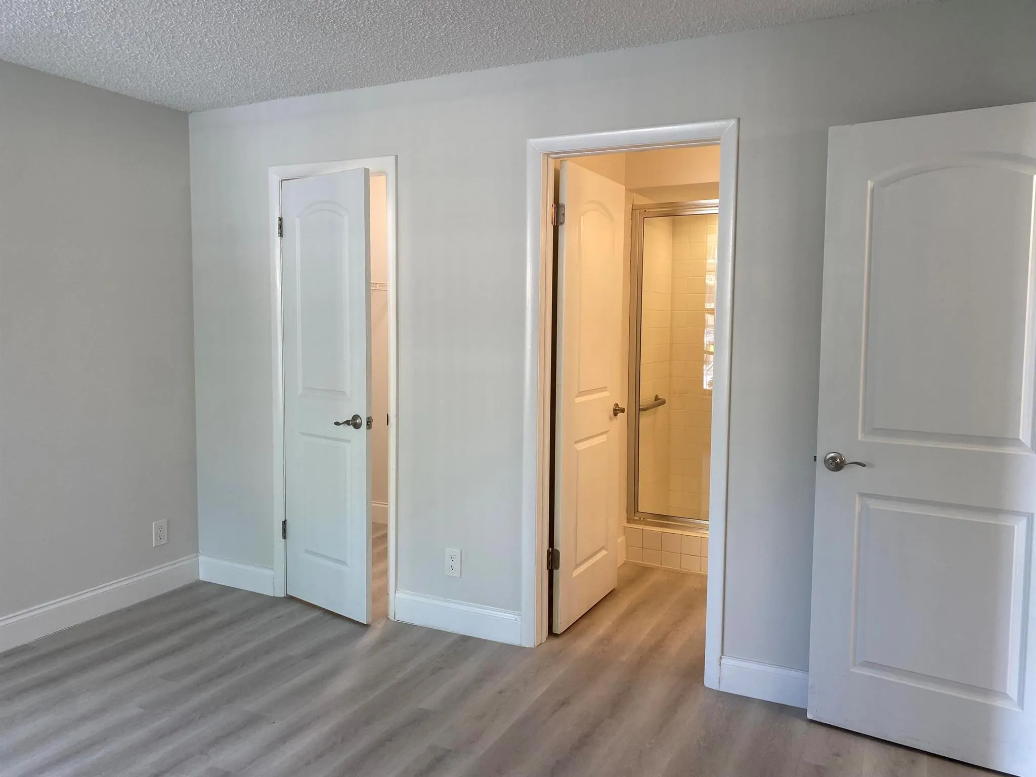 8 Royal Palm Way, #107