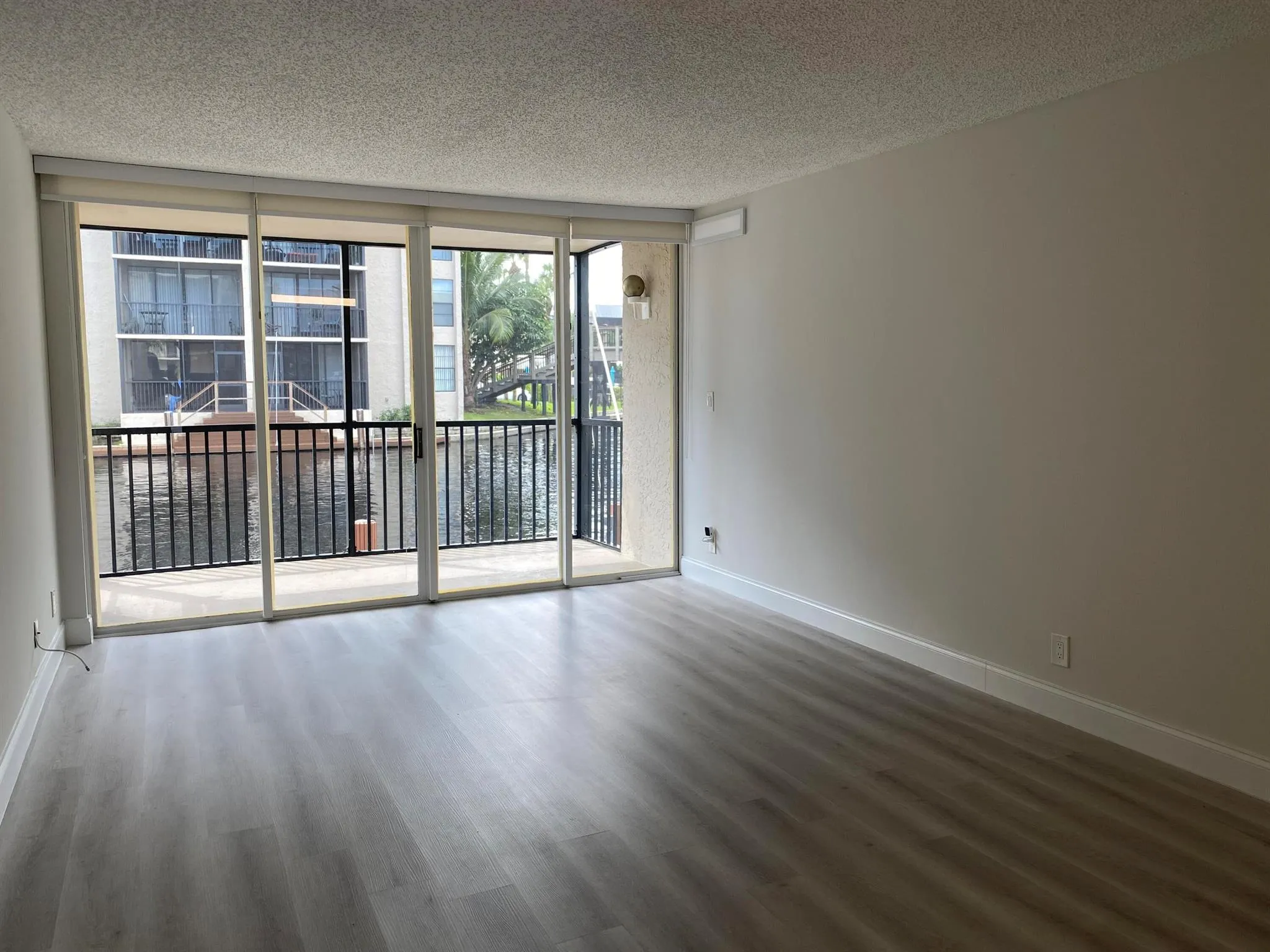 8 Royal Palm Way, #107