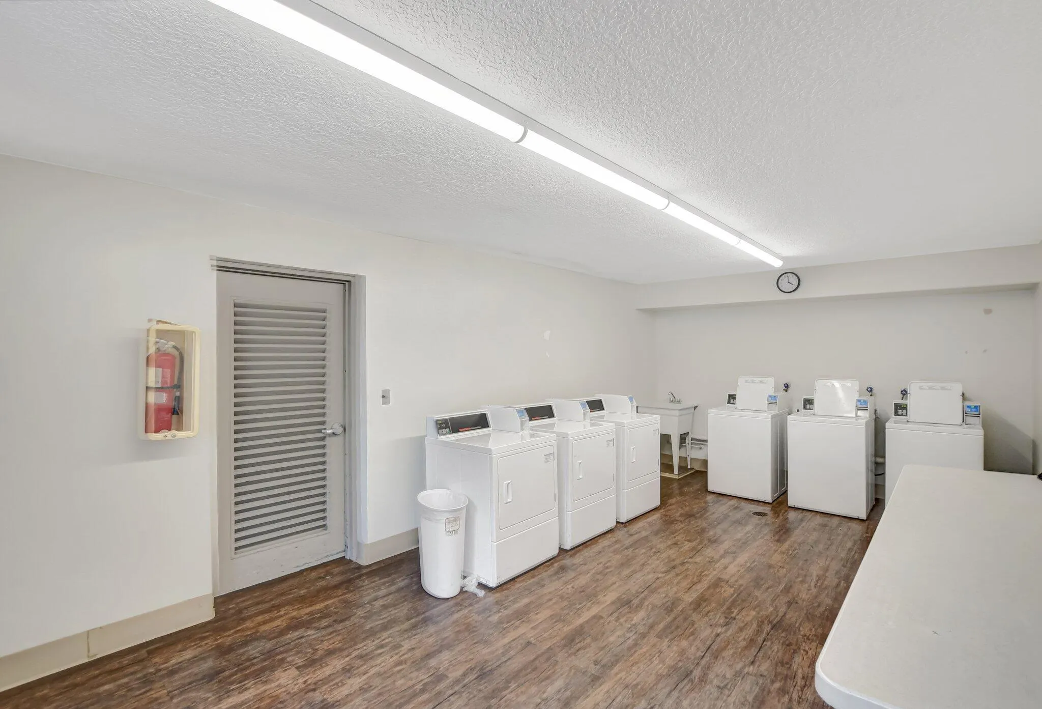8 Royal Palm Way, #107
