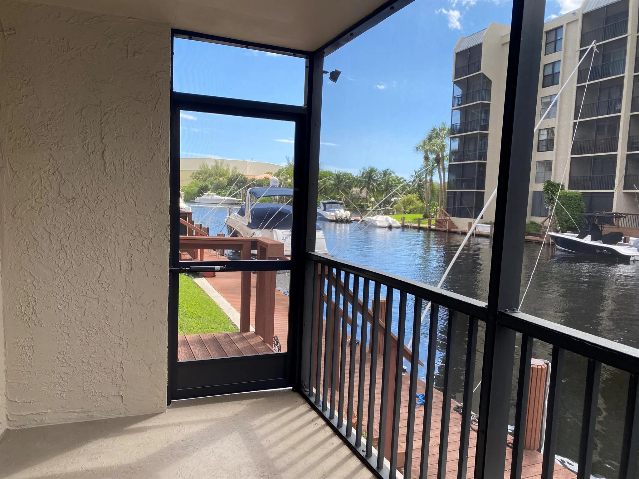 8 Royal Palm Way, #107