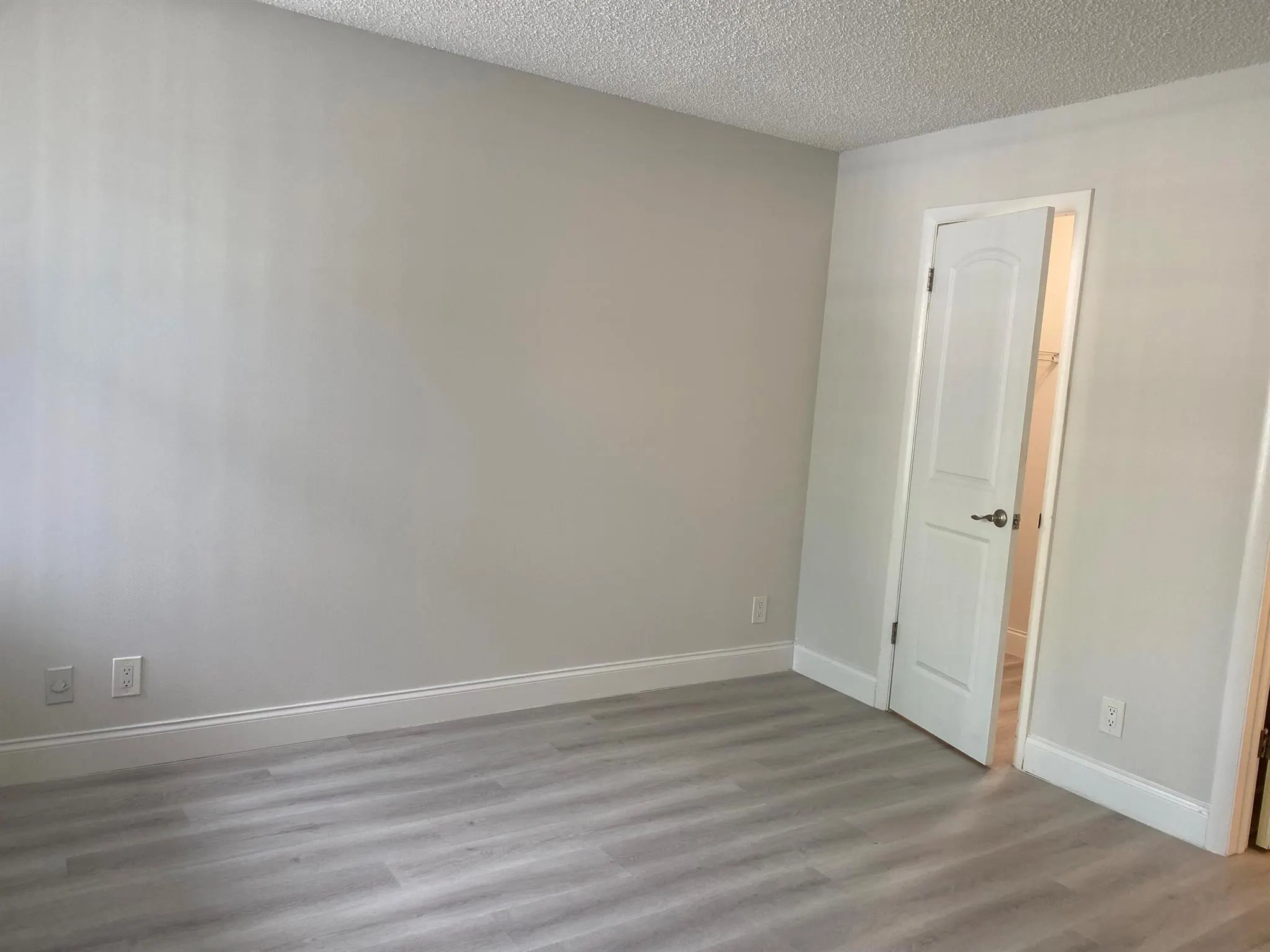 8 Royal Palm Way, #107
