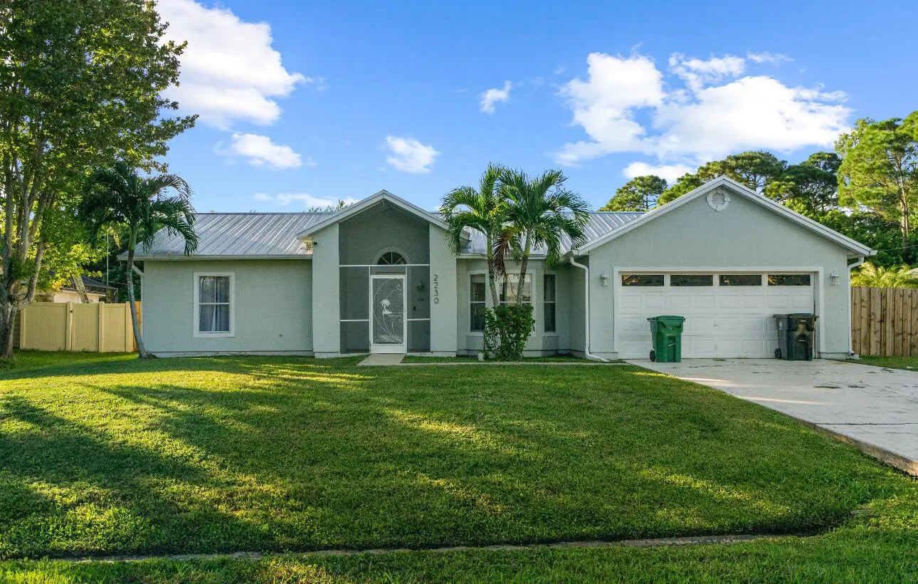 2230 SE Dill Lane SE