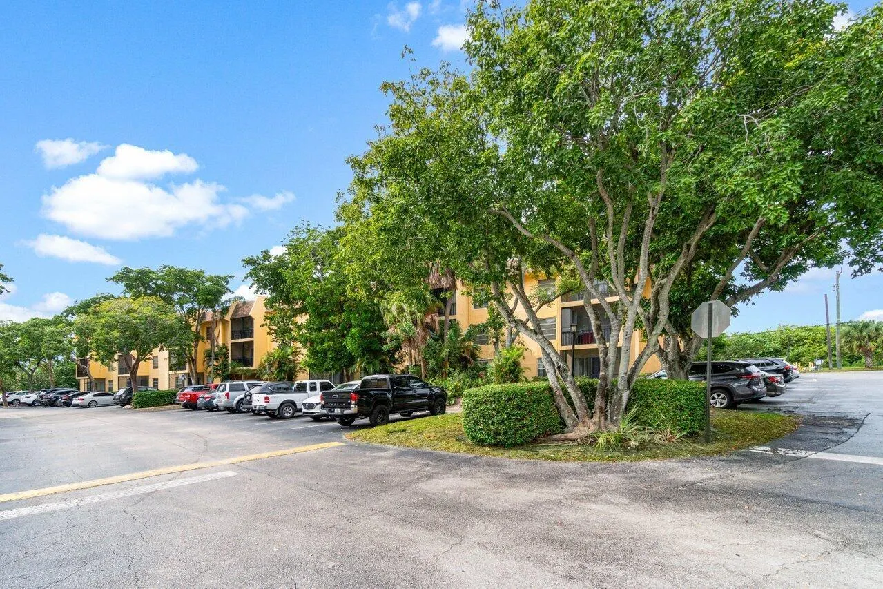 450 NW 20th Street, #2080