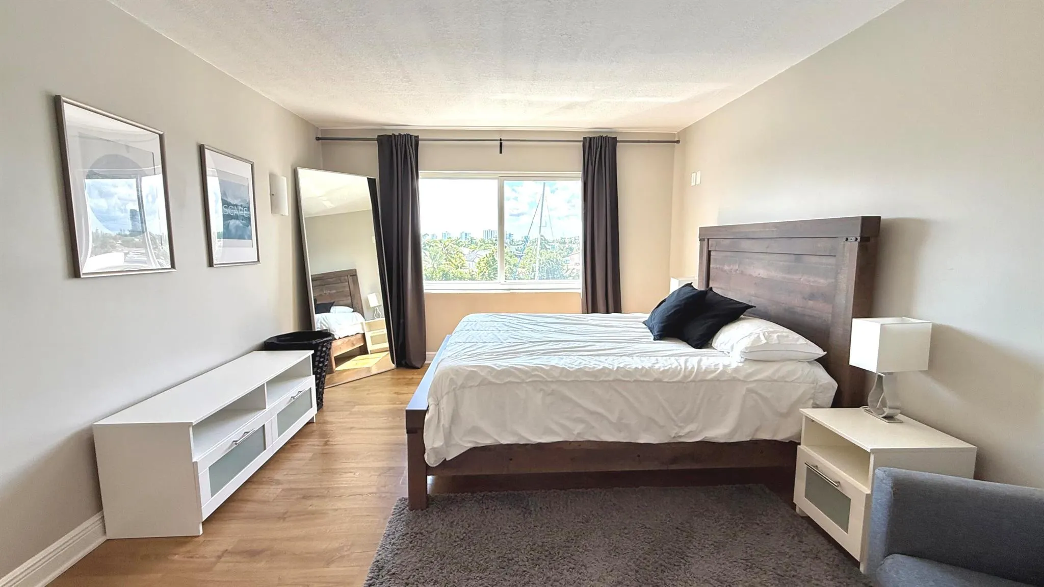 401 Golden Isles Drive, #409
