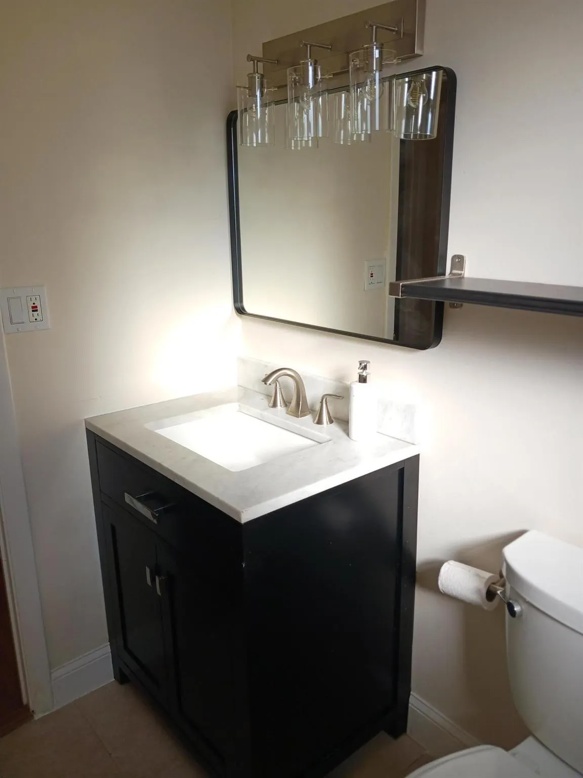 109 Paradise Harbour Blvd, #415