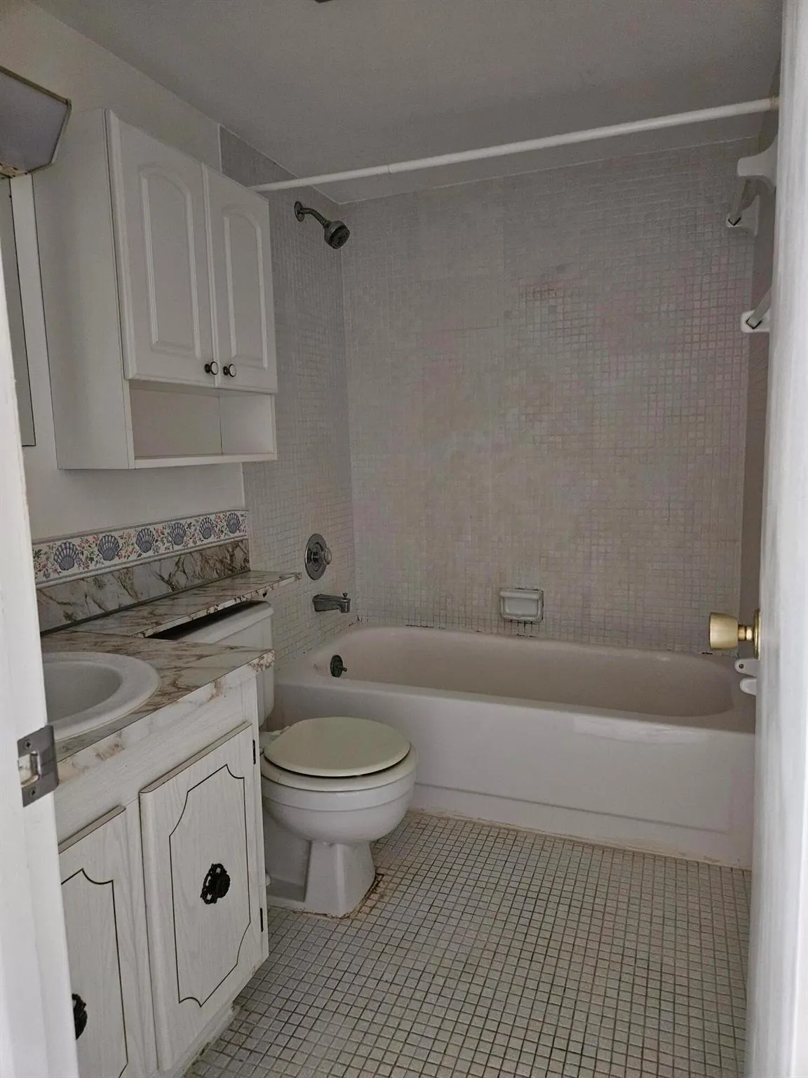 500 Village Green Circle W, #118