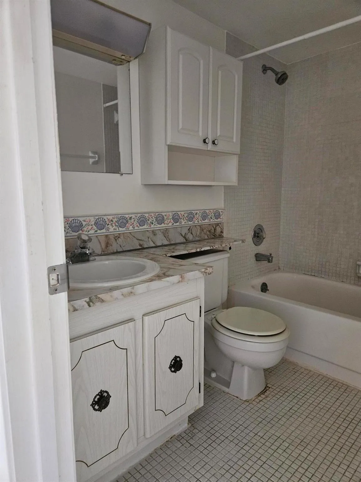 500 Village Green Circle W, #118