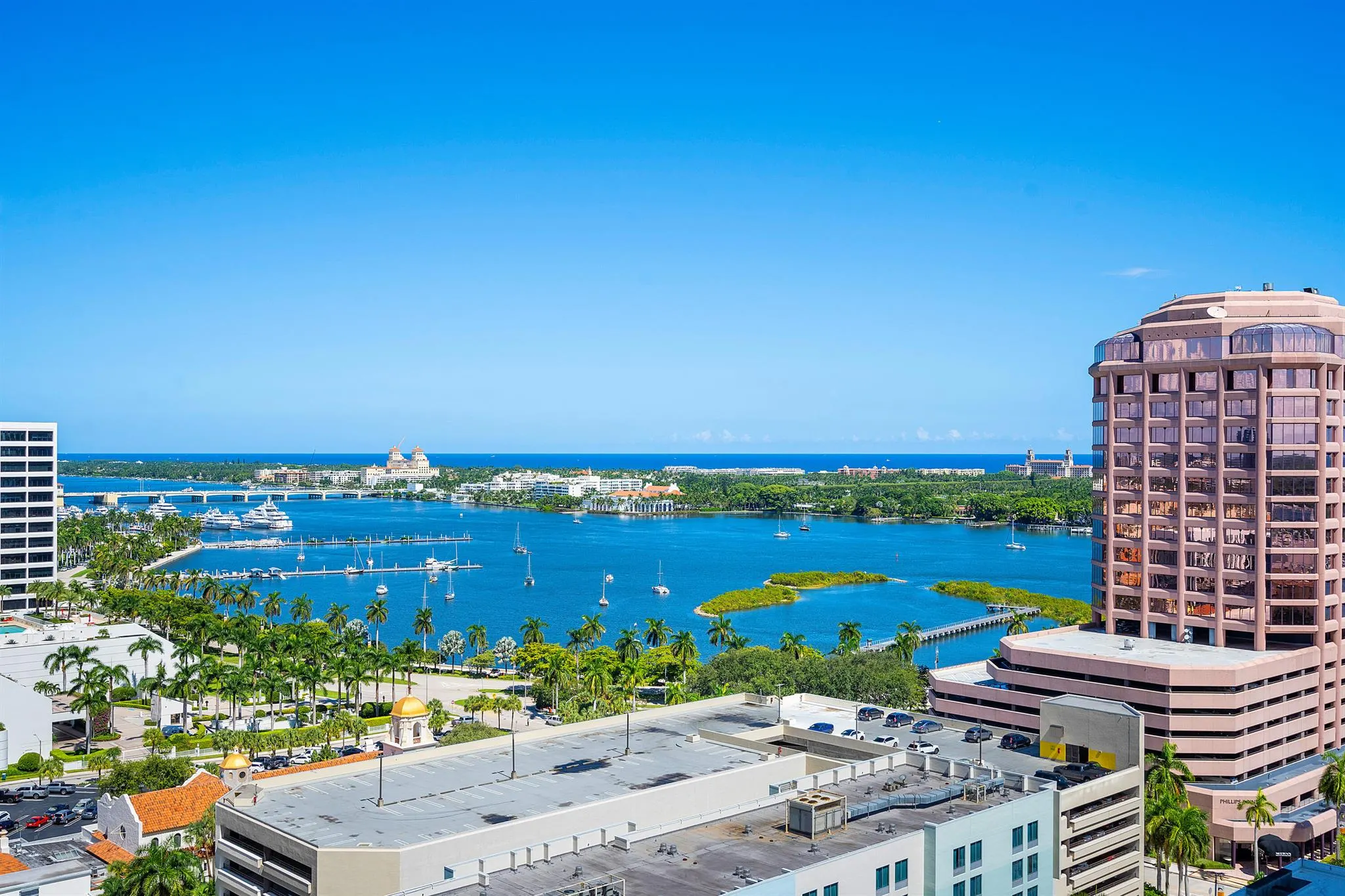 801 S Olive Avenue, #813