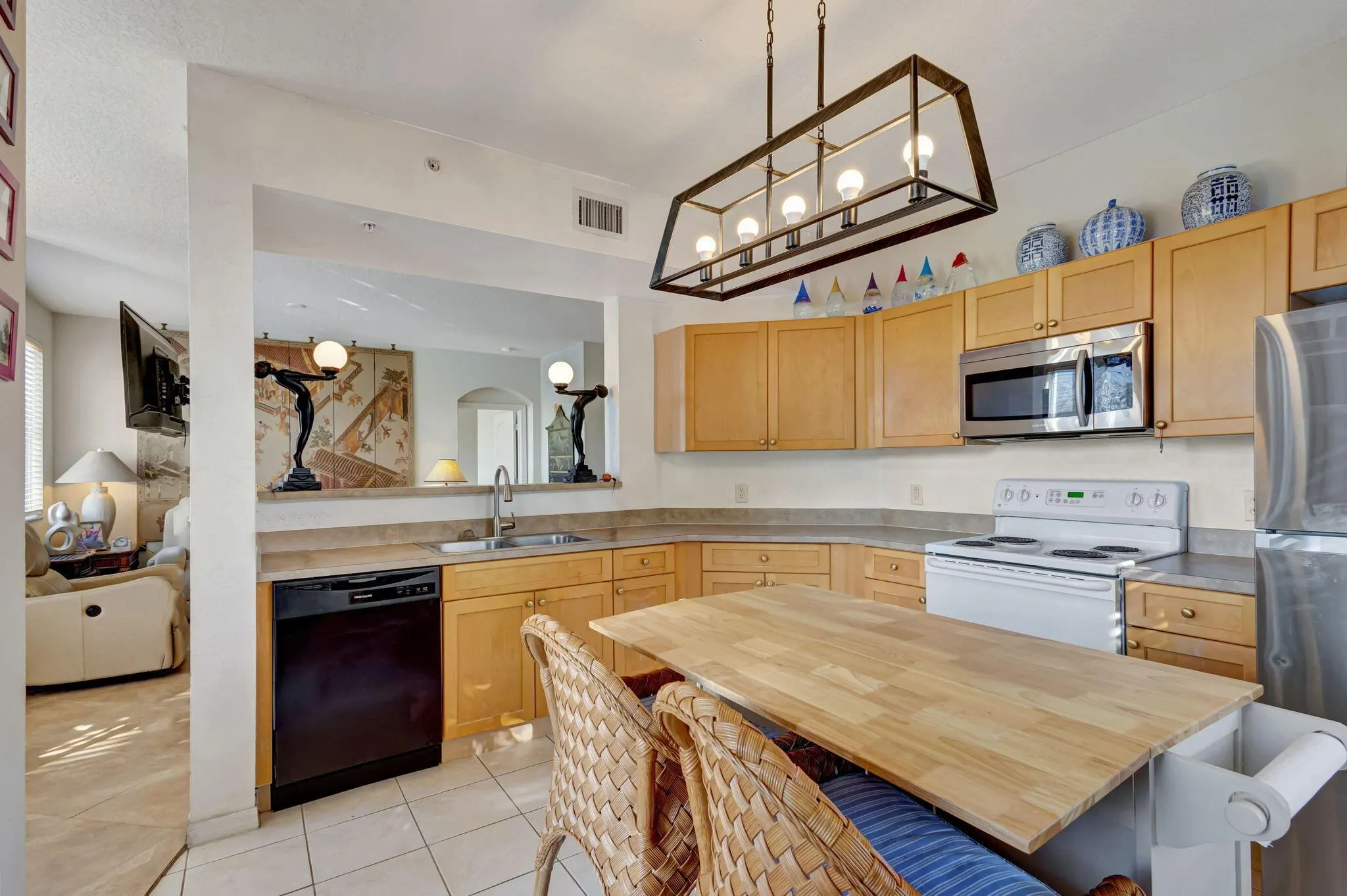 11023 Legacy Lane, #204