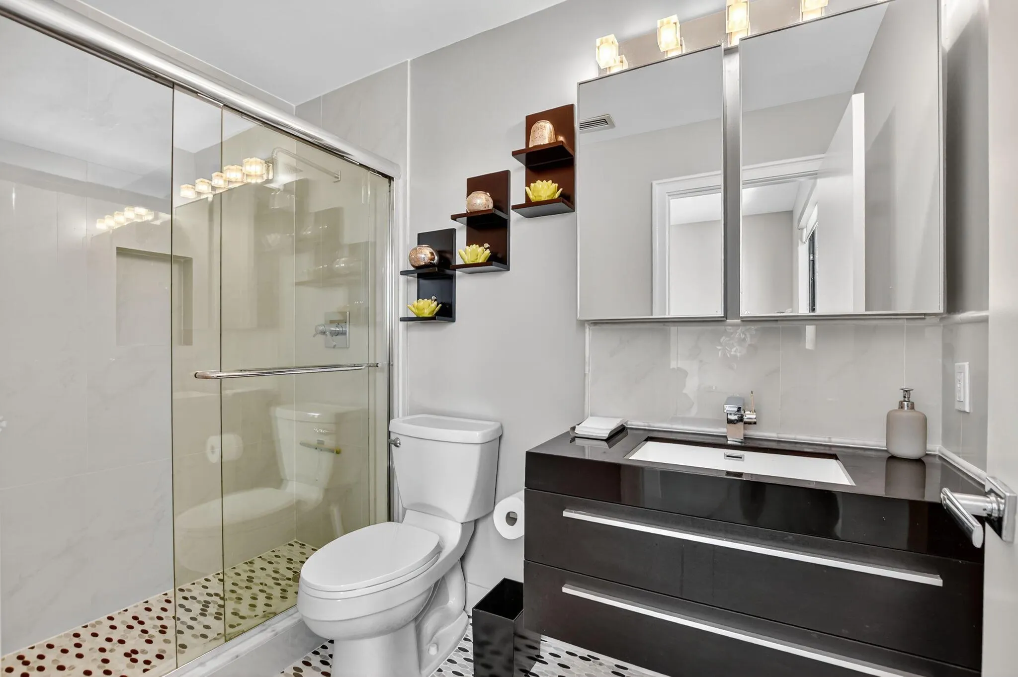 7578 Regency Lake Drive, #801
