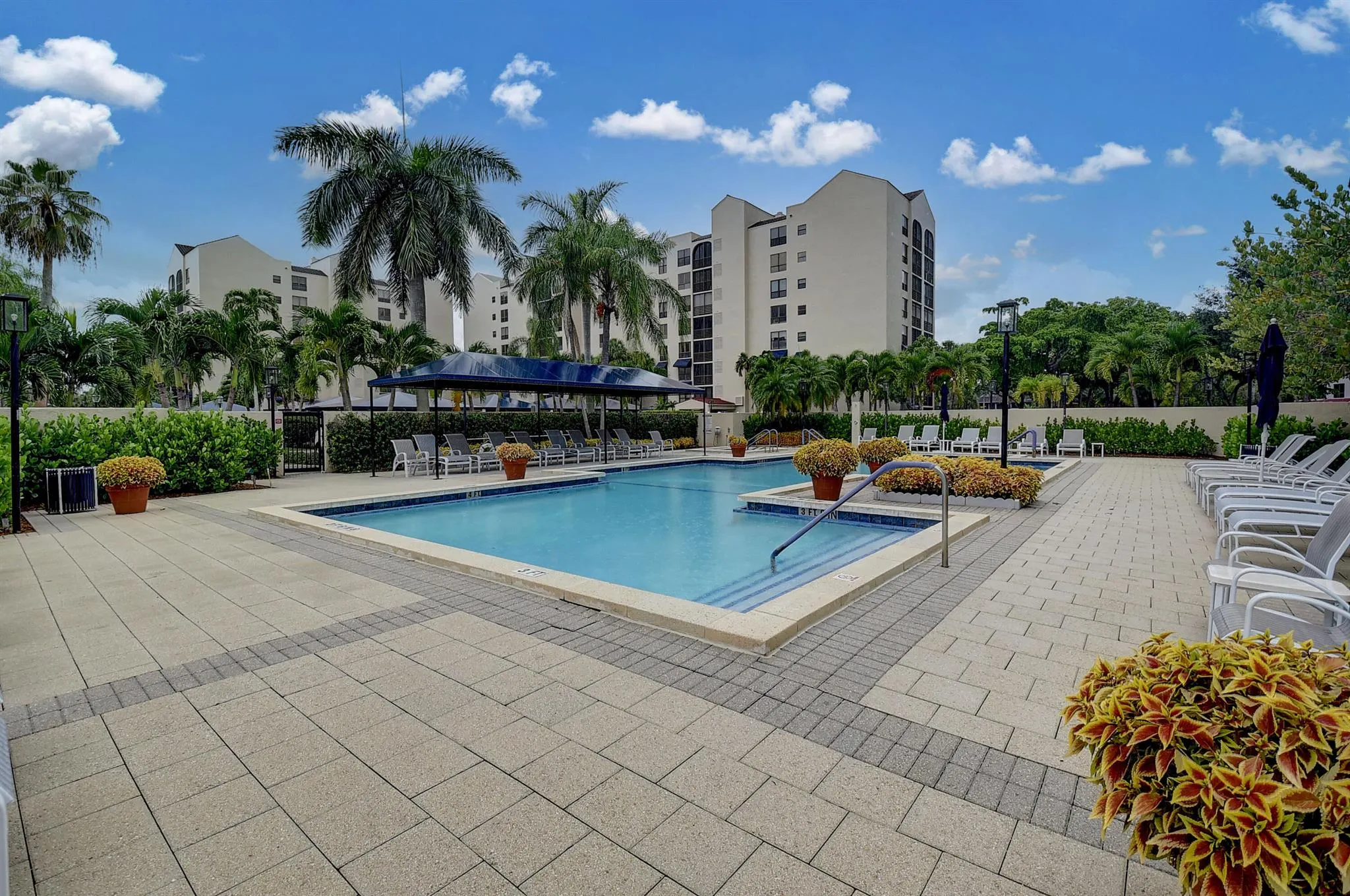 7578 Regency Lake Drive, #801