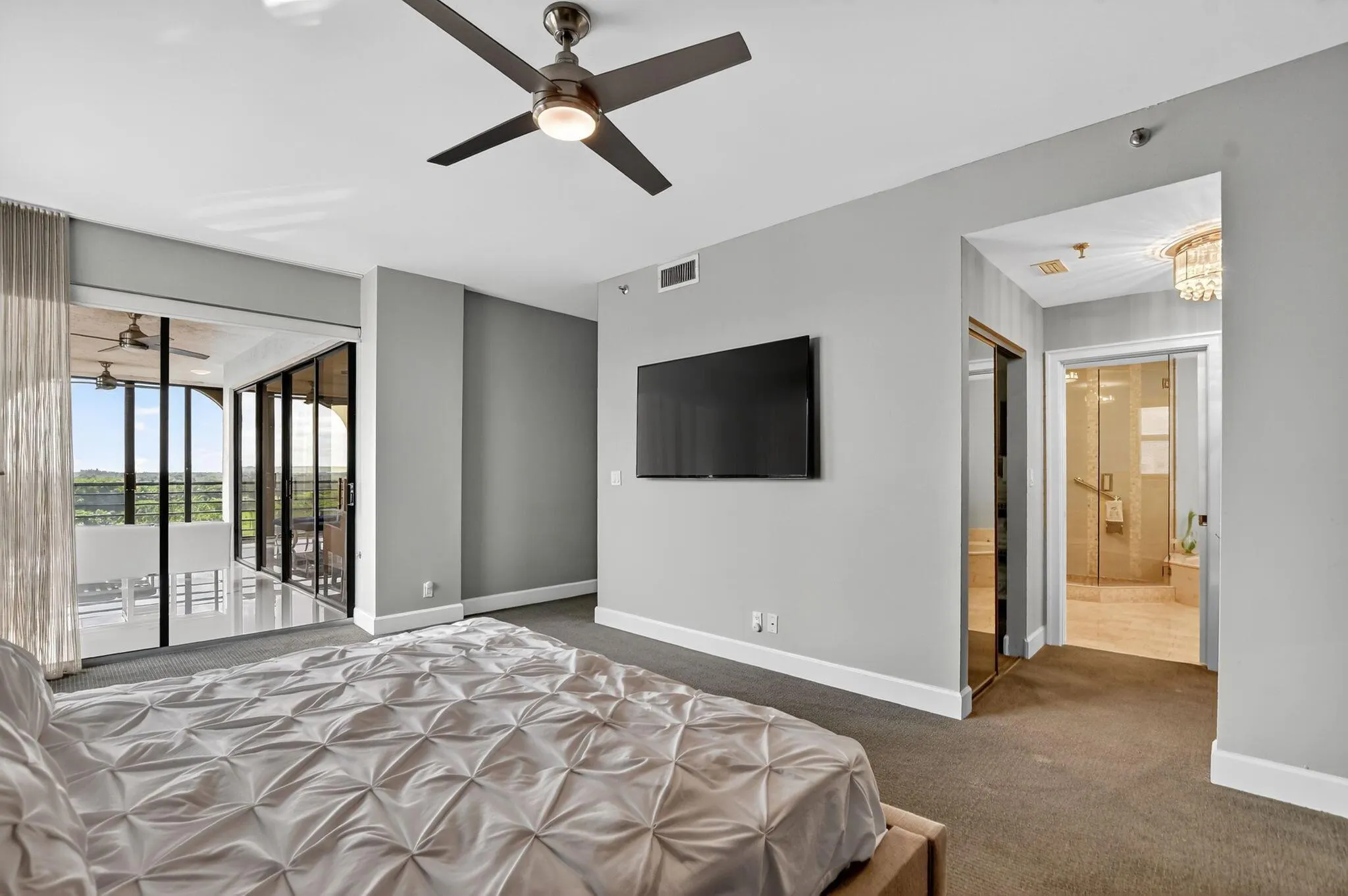 7578 Regency Lake Drive, #801