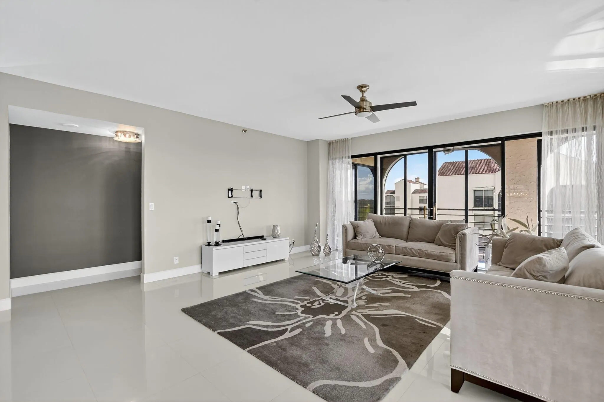 7578 Regency Lake Drive, #801
