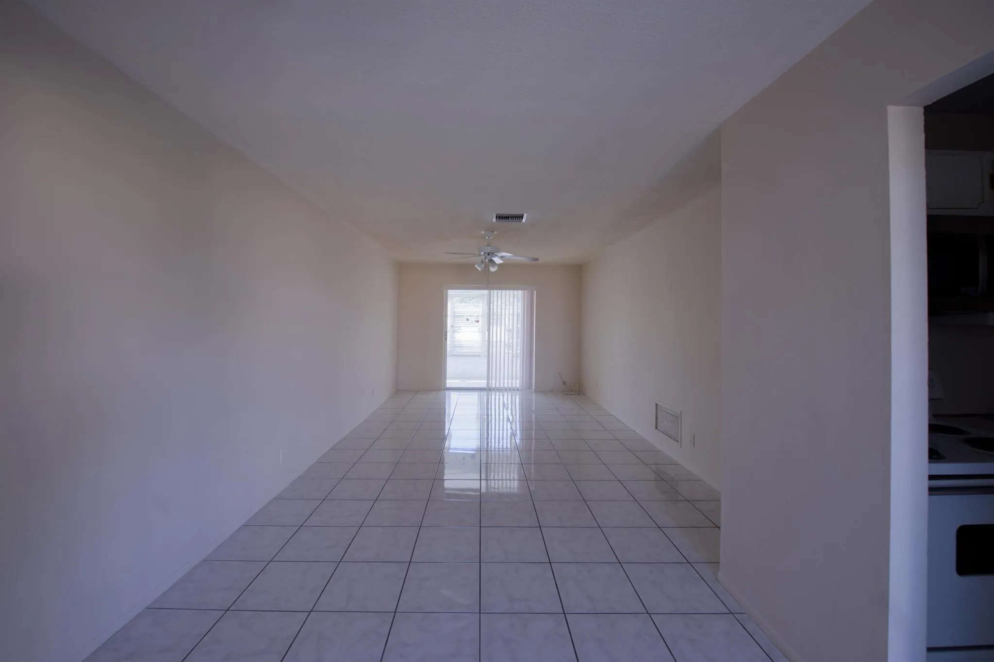 2102 NE 1st Way, #202